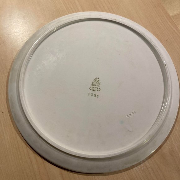 Vintage Hungary Granit Folk Art Hand Painted Plate number 2331 12-1/2 inch - Picture 3 of 3